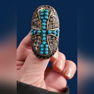 VINTAGE Silver, Pewter & Turquoise Cross Ring W/Stretchable Band